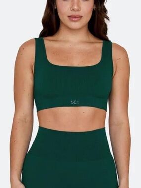 SET Active Square Neck SET Ribbed Sports Bra and leggings in Forest Green